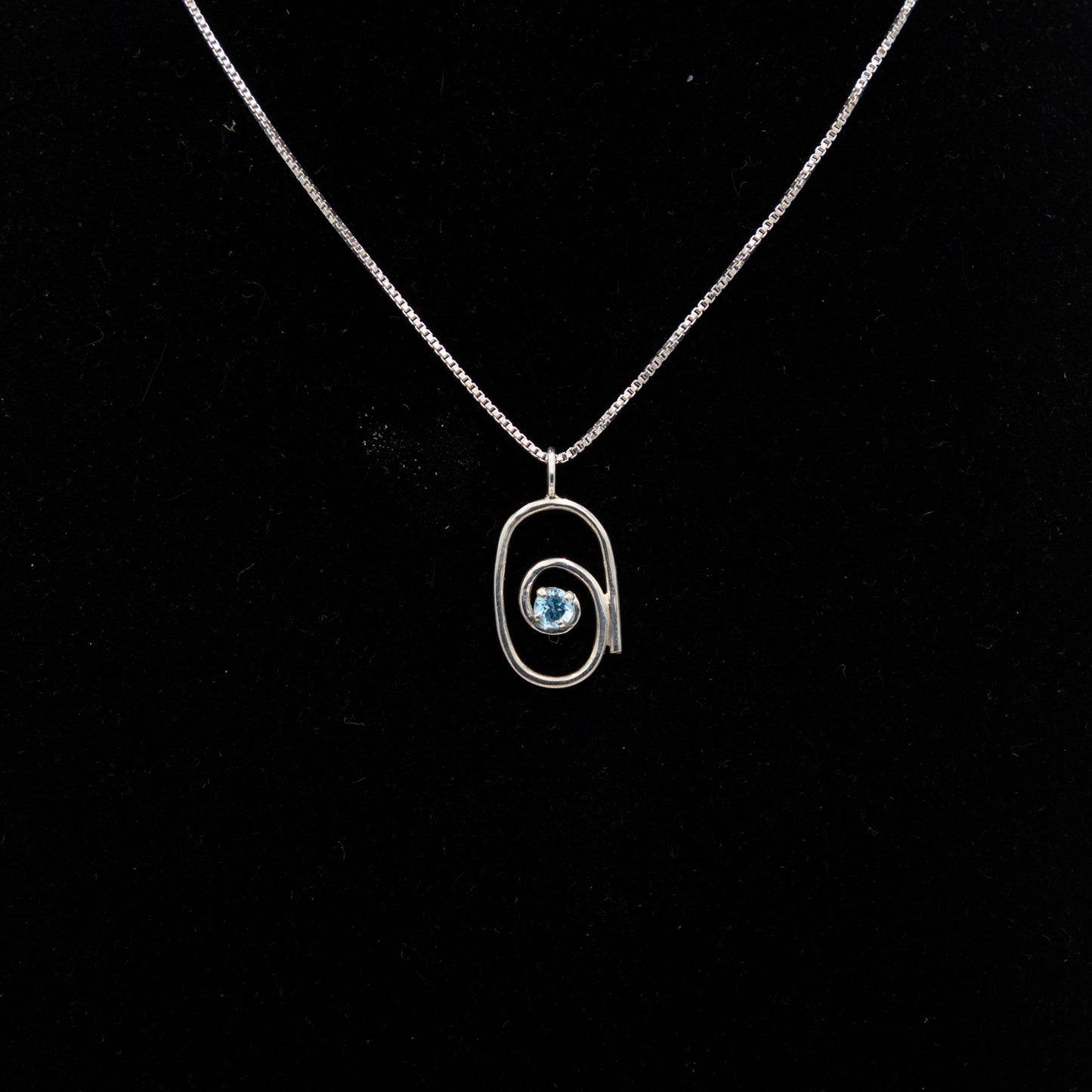 Sterling Silver Pendant with Topaz – 182016