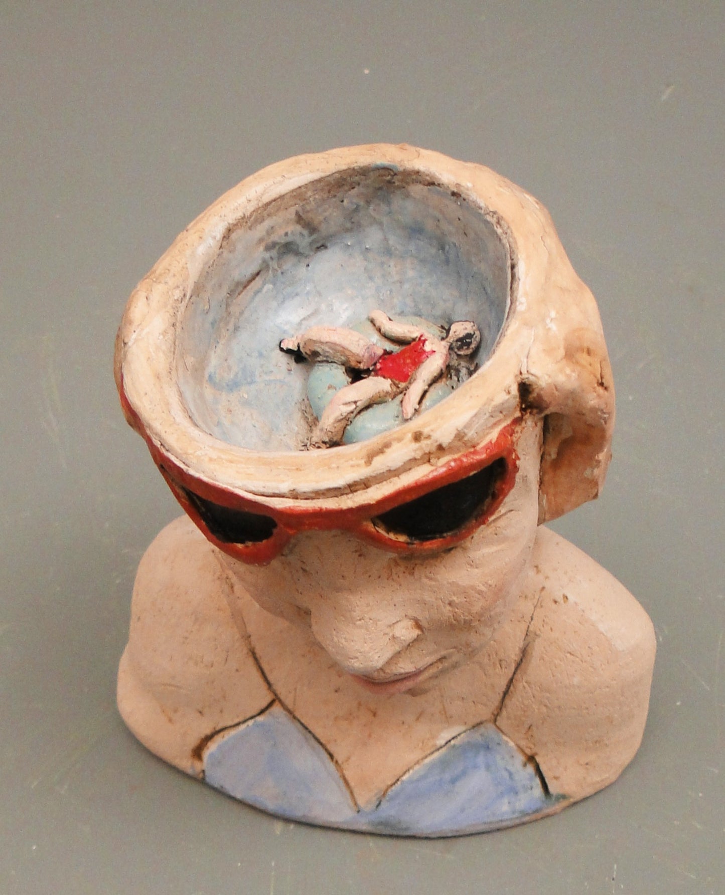 Beach Dreaming Bust