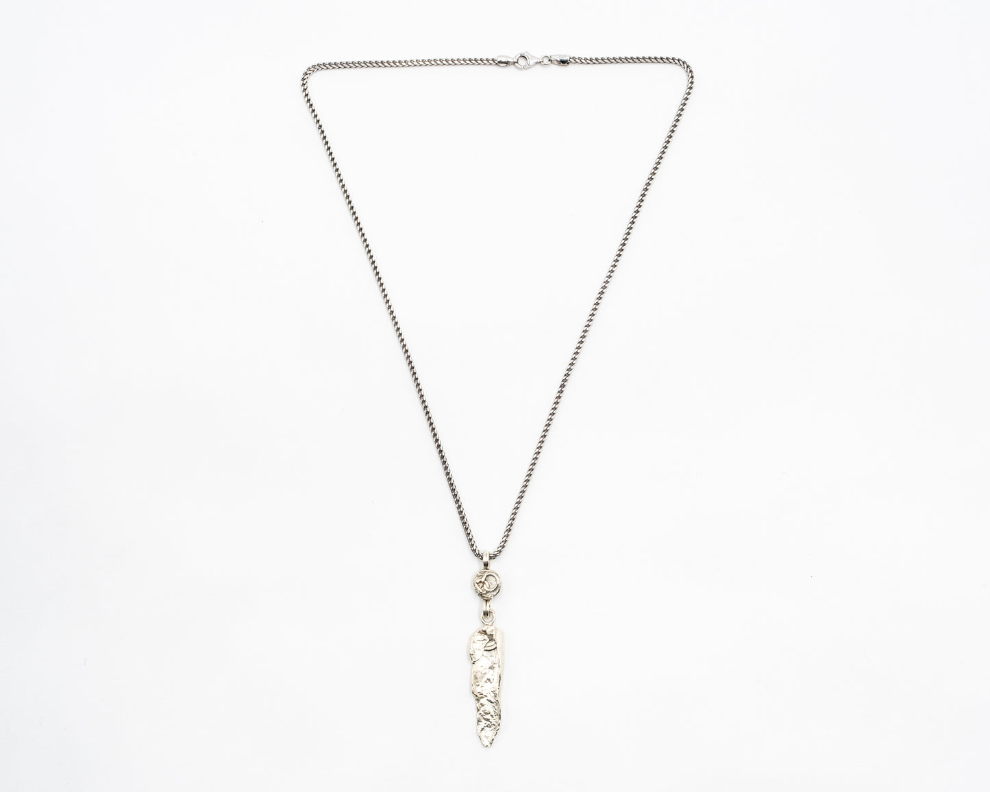 SANDATA Necklace